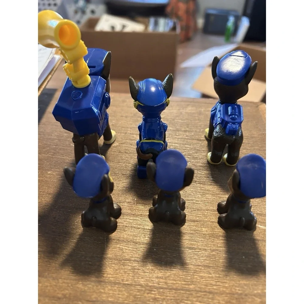 paw patrol chase figure The Pup Squad‎
